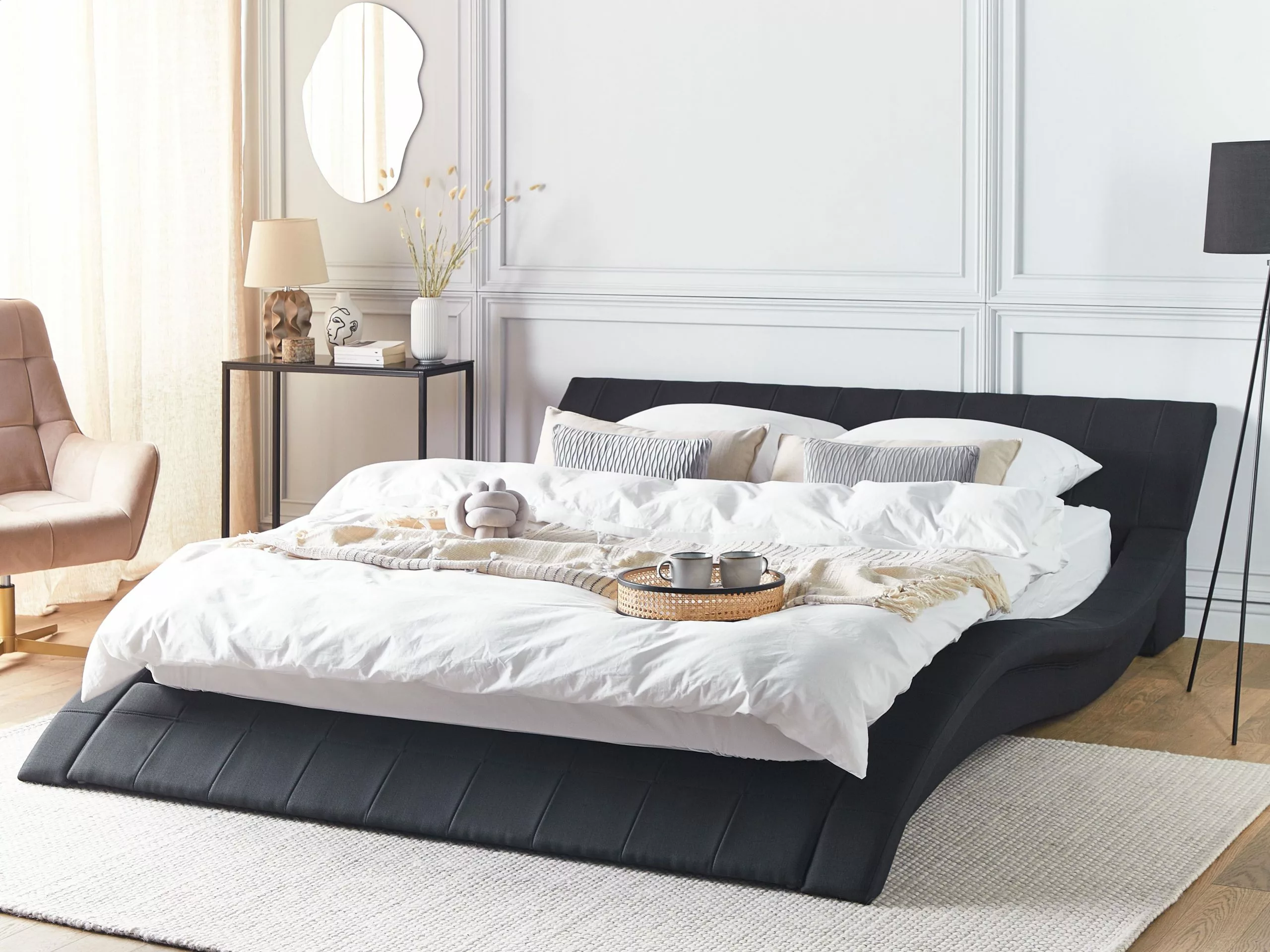 Beliani Bed Stof Zwart 180 X 200 Cm VICHY 4 Beliani Bed Stof Zwart 180 X 200 Cm VICHY - Afbeelding 2