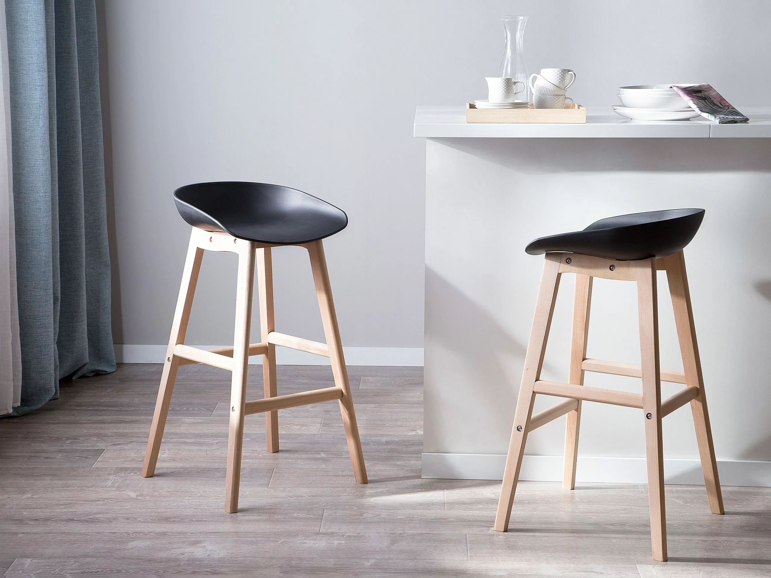 Beliani Barkruk Set Van 2 Kunststof Zwart MICCO 4 Beliani Barkruk Set Van 2 Kunststof Zwart MICCO - Afbeelding 2