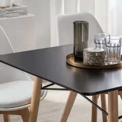 Beliani Eettafel Zwart 140 X 80 Cm BIONDI -Exporteren Stoelen Winkel undef src sa picid 753857 type whitesh image scaled