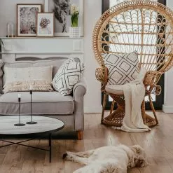 Beliani Pauwenstoel Rotan Natuurlijk EMMANUELLE -Exporteren Stoelen Winkel undef src sa picid 800784 type whitesh image 2