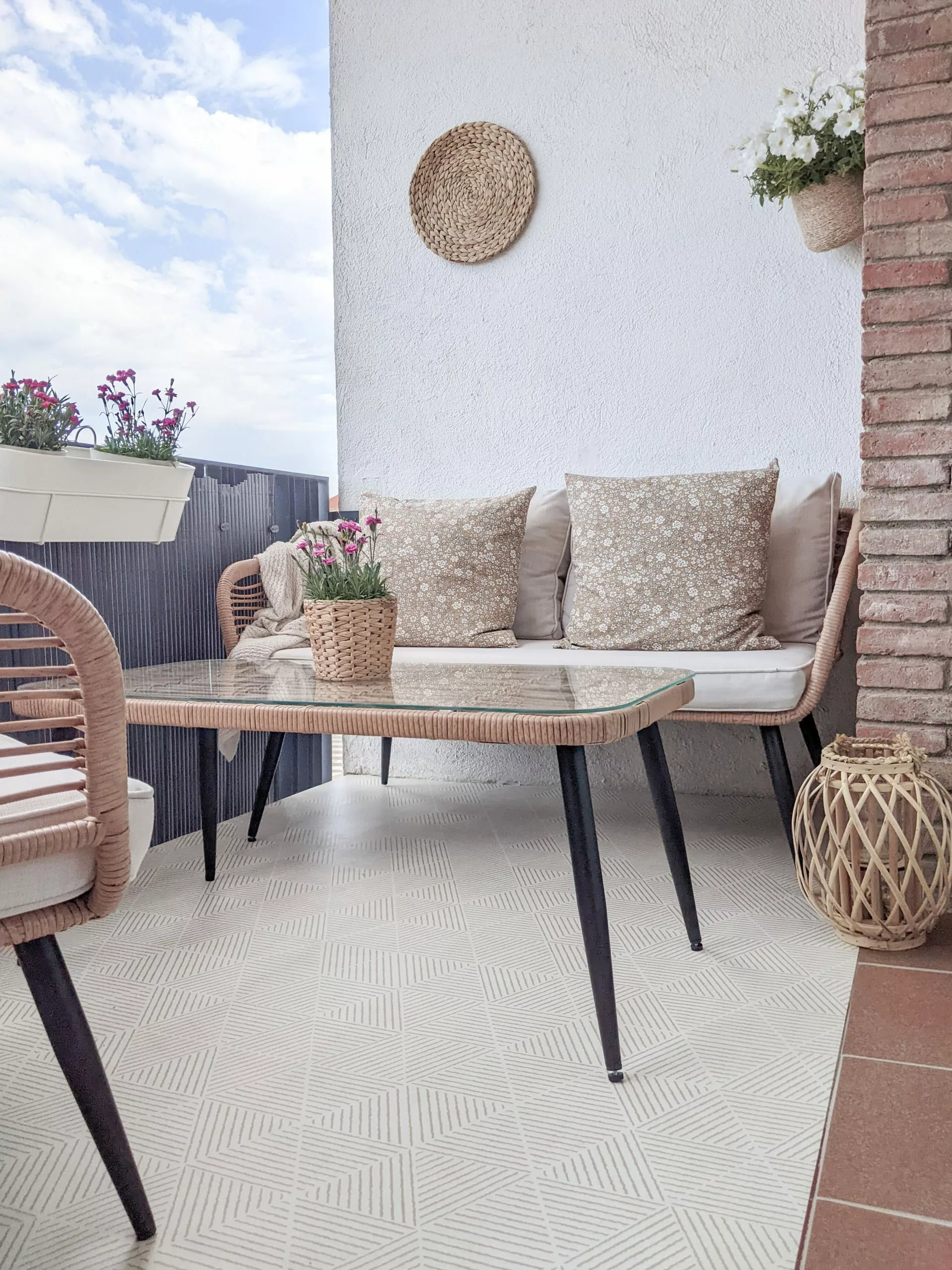 Beliani Loungeset 4-zits Rotan Lichtbruin/lichtgrijs CORINTH II 6 Beliani Loungeset 4-zits Rotan Lichtbruin/lichtgrijs CORINTH II - Afbeelding 4