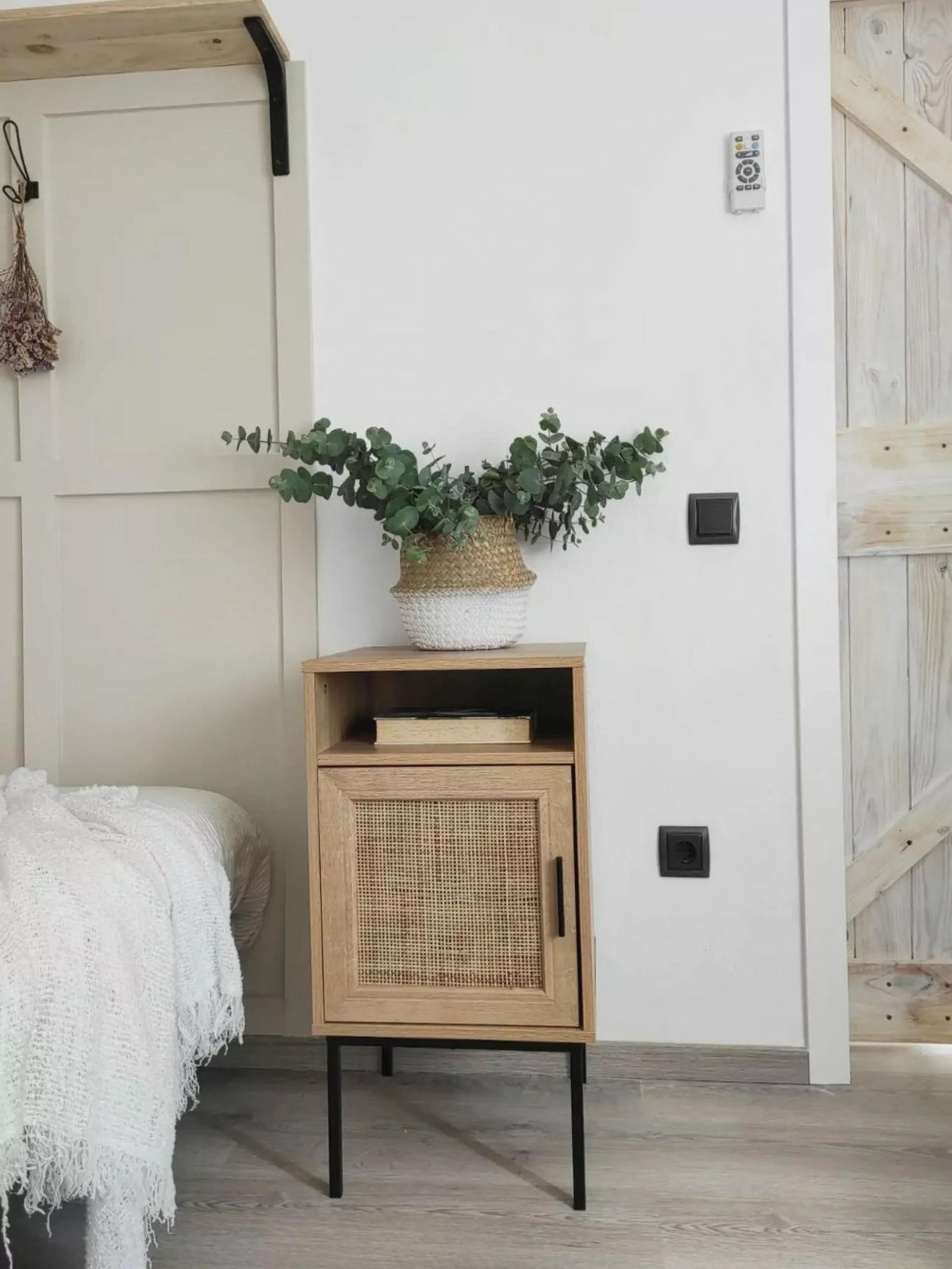 Beliani Nachtkastje Rotan Lichtbruin PASCO - Afbeelding 7