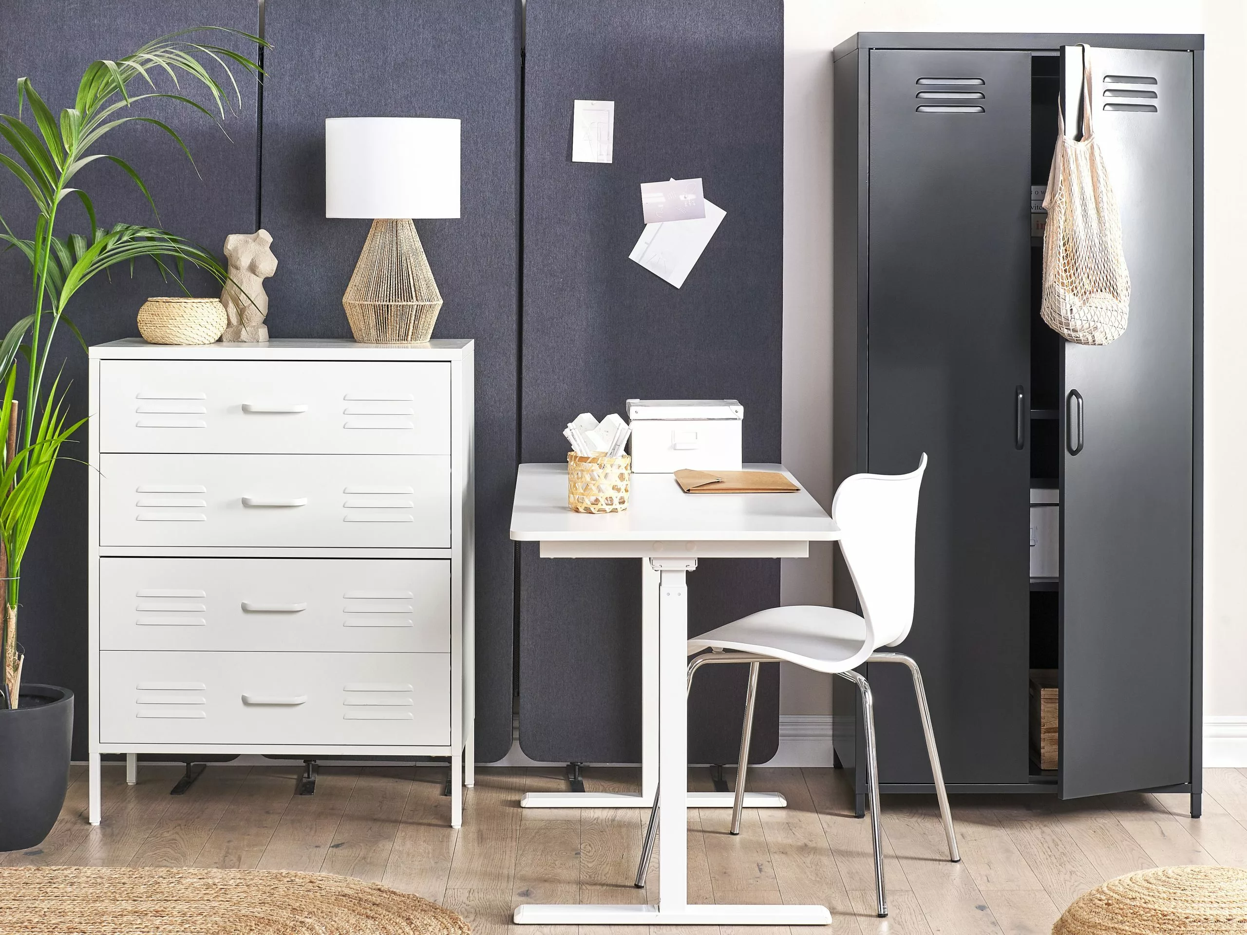 Beliani Eetkamerstoel Set Van 2 Plastic Wit BOONVILLE 5 Beliani Eetkamerstoel Set Van 2 Plastic Wit BOONVILLE - Afbeelding 3